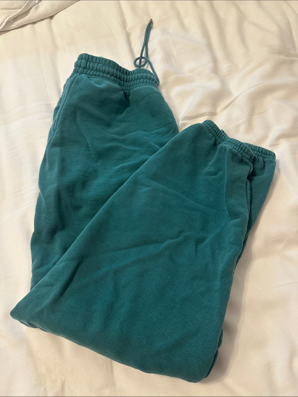 Uniqlo Forest green sweats - Picture 2 of 4